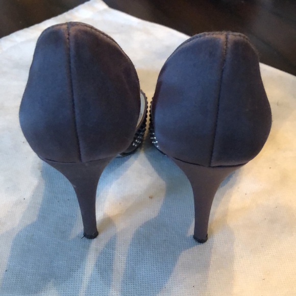 Moved E Live from the red carpet crystal embellished silky fabric high heels - Picture 5 of 11